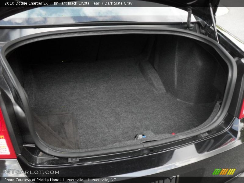 Brilliant Black Crystal Pearl / Dark Slate Gray 2010 Dodge Charger SXT
