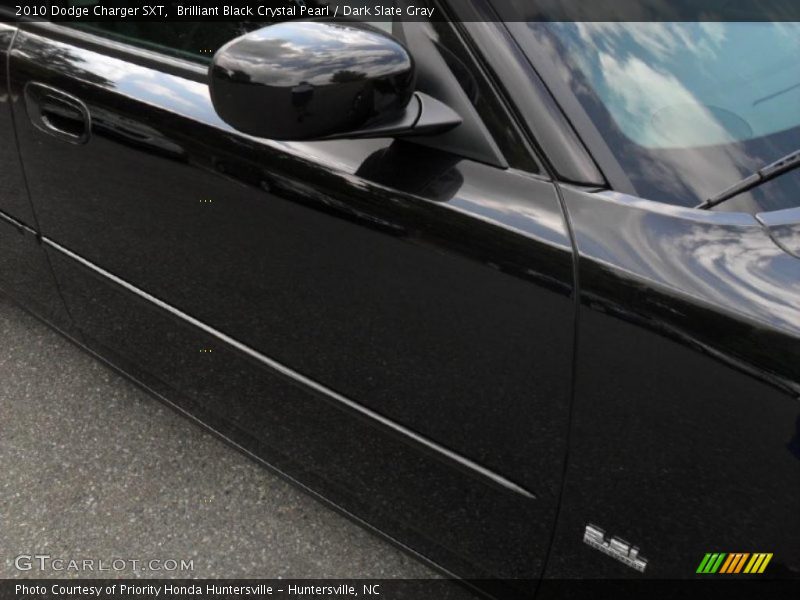 Brilliant Black Crystal Pearl / Dark Slate Gray 2010 Dodge Charger SXT
