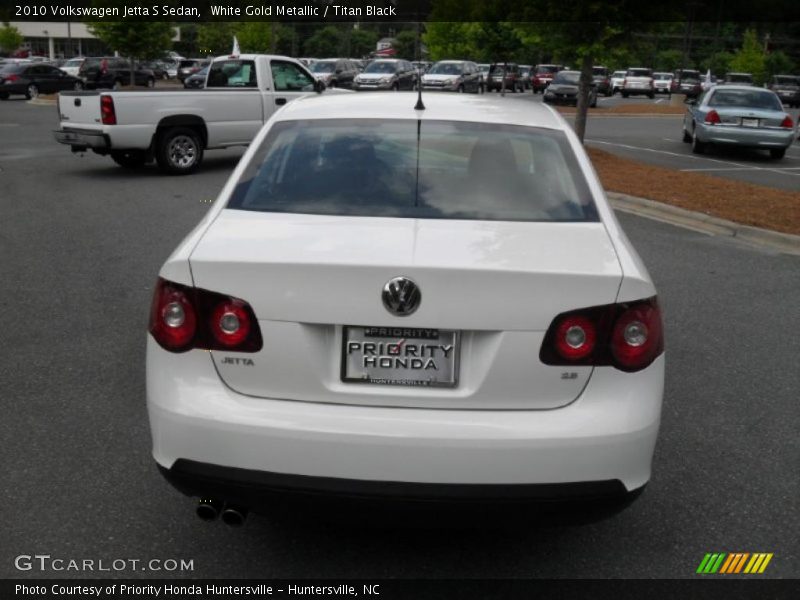 White Gold Metallic / Titan Black 2010 Volkswagen Jetta S Sedan