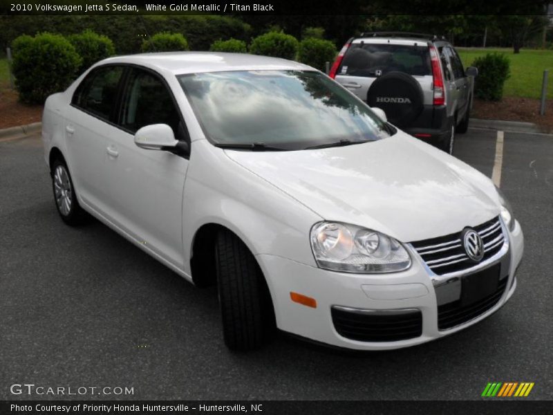 White Gold Metallic / Titan Black 2010 Volkswagen Jetta S Sedan