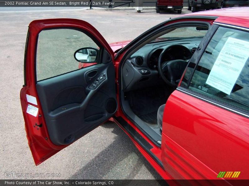 Bright Red / Dark Pewter 2002 Pontiac Grand Am SE Sedan