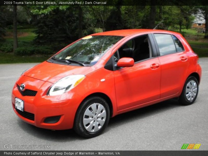 Absolutely Red / Dark Charcoal 2009 Toyota Yaris 5 Door Liftback