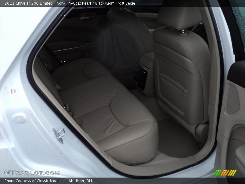 Ivory Tri-Coat Pearl / Black/Light Frost Beige 2011 Chrysler 300 Limited