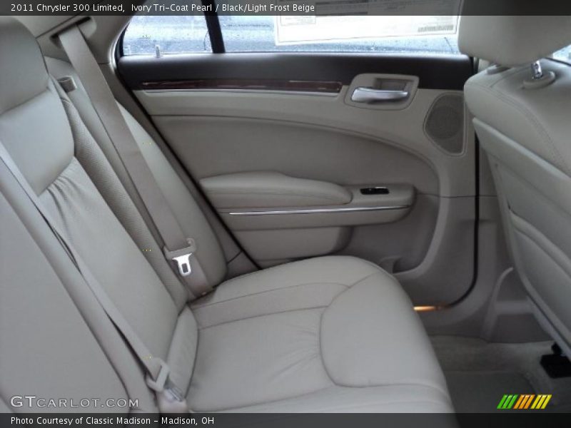 Ivory Tri-Coat Pearl / Black/Light Frost Beige 2011 Chrysler 300 Limited