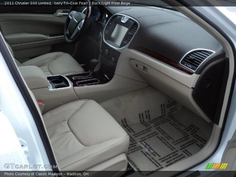 Ivory Tri-Coat Pearl / Black/Light Frost Beige 2011 Chrysler 300 Limited