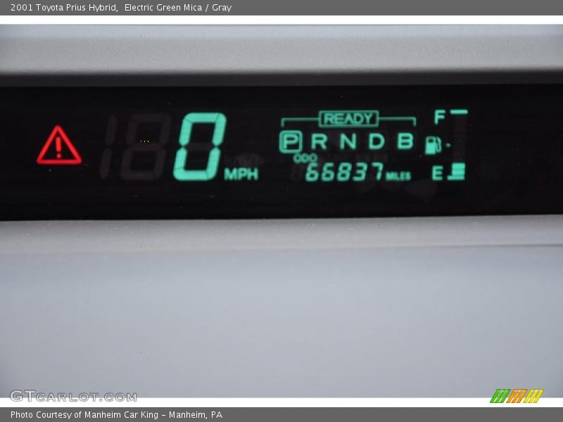 Electric Green Mica / Gray 2001 Toyota Prius Hybrid