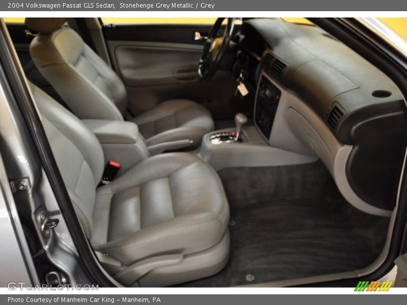 Stonehenge Grey Metallic / Grey 2004 Volkswagen Passat GLS Sedan
