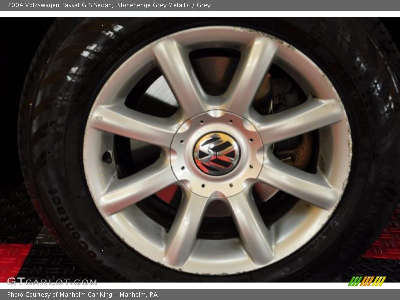 Stonehenge Grey Metallic / Grey 2004 Volkswagen Passat GLS Sedan