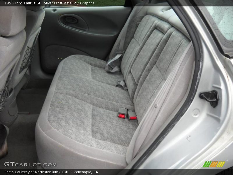 Silver Frost Metallic / Graphite 1996 Ford Taurus GL