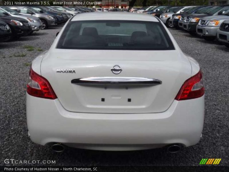 Winter Frost White / Charcoal 2011 Nissan Maxima 3.5 S