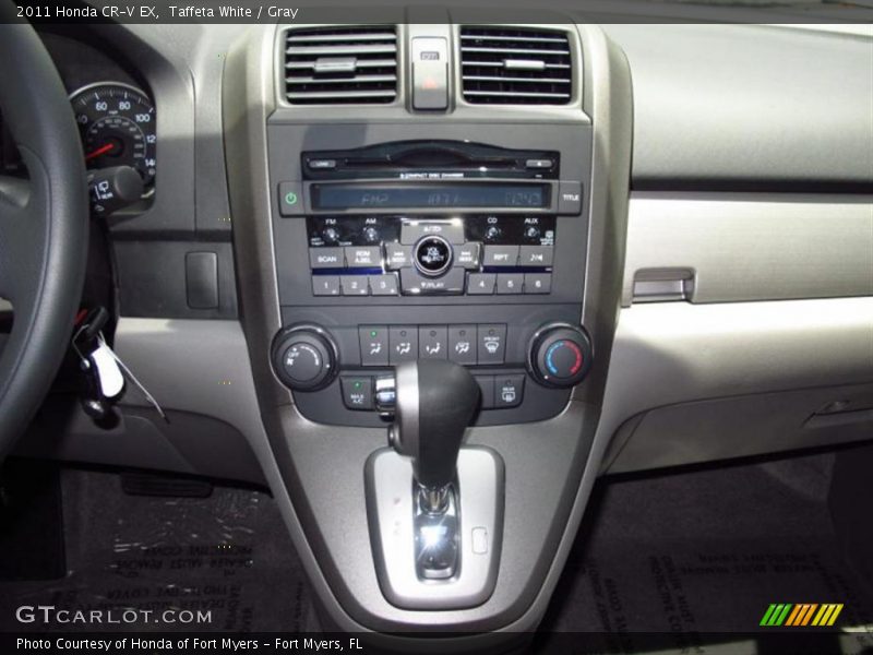 Controls of 2011 CR-V EX