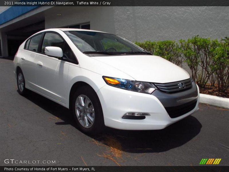 Front 3/4 View of 2011 Insight Hybrid EX Navigation