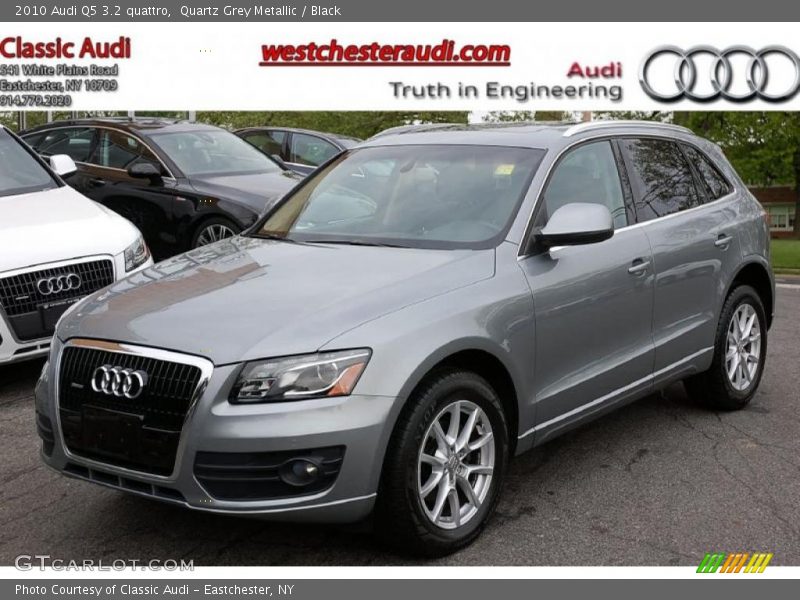 Quartz Grey Metallic / Black 2010 Audi Q5 3.2 quattro