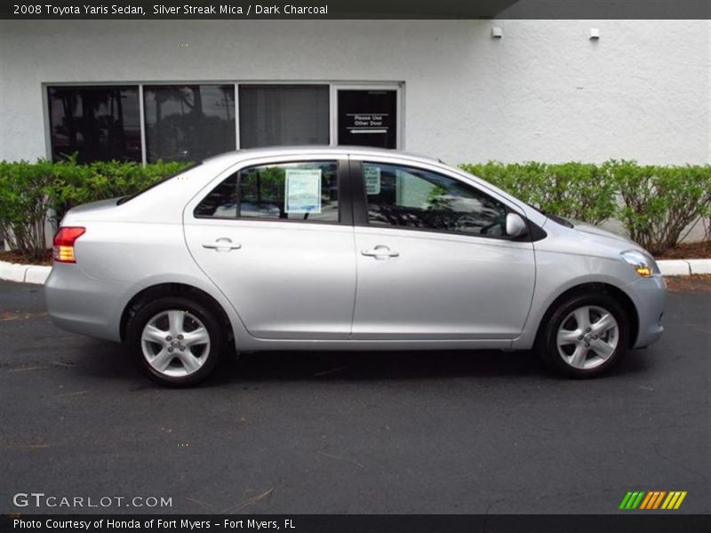 Silver Streak Mica / Dark Charcoal 2008 Toyota Yaris Sedan