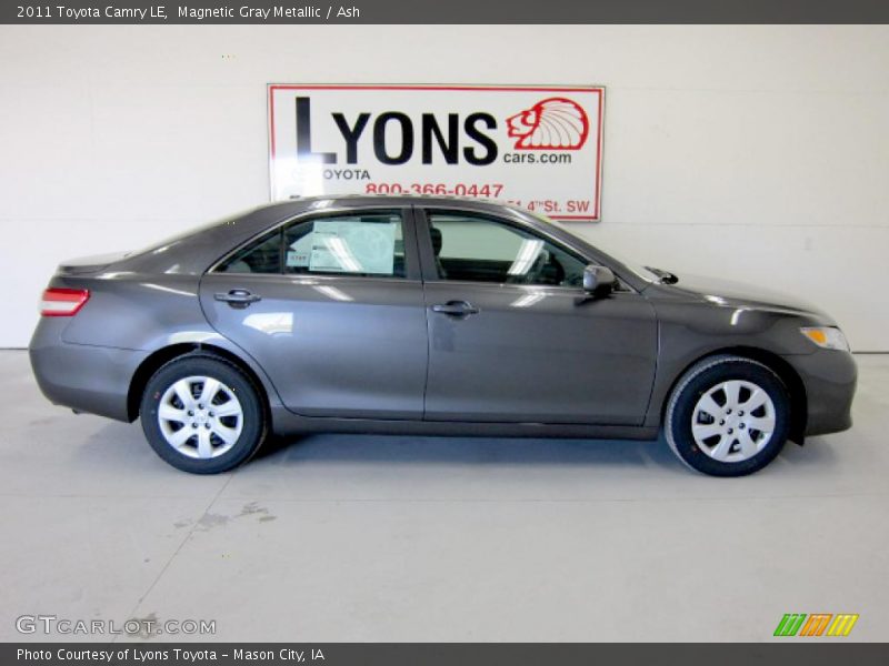 Magnetic Gray Metallic / Ash 2011 Toyota Camry LE
