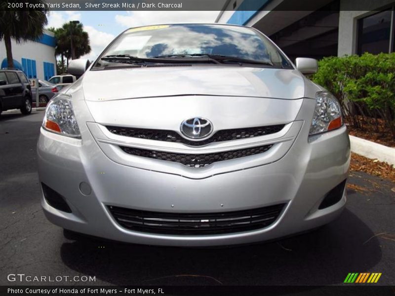 Silver Streak Mica / Dark Charcoal 2008 Toyota Yaris Sedan