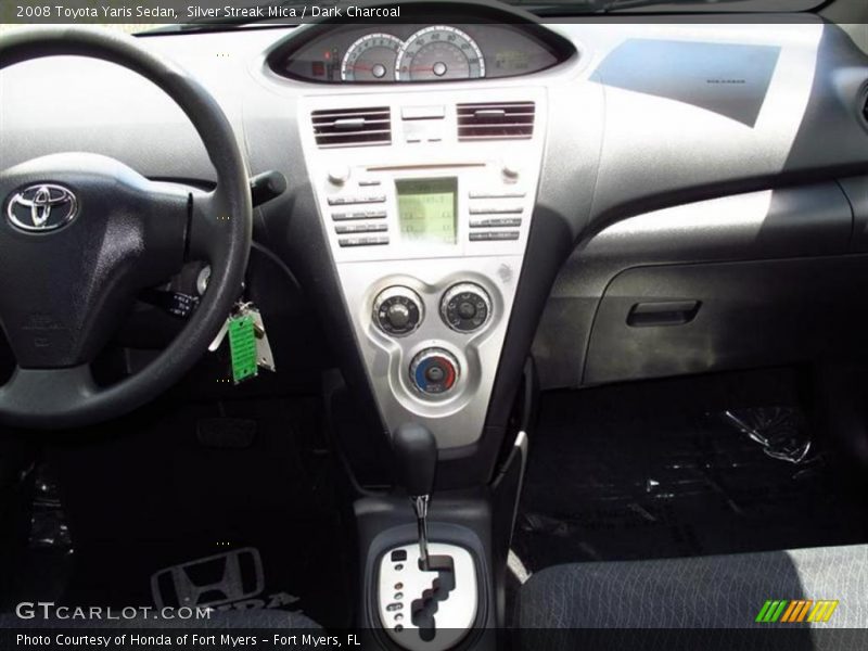 Silver Streak Mica / Dark Charcoal 2008 Toyota Yaris Sedan
