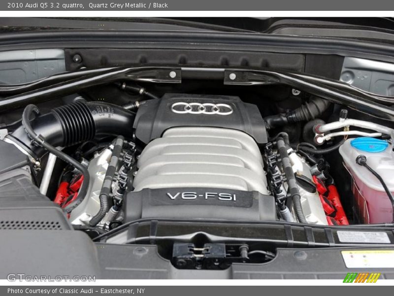 Quartz Grey Metallic / Black 2010 Audi Q5 3.2 quattro