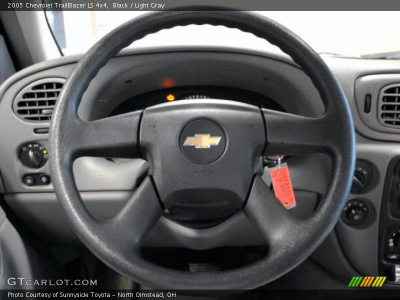Black / Light Gray 2005 Chevrolet TrailBlazer LS 4x4