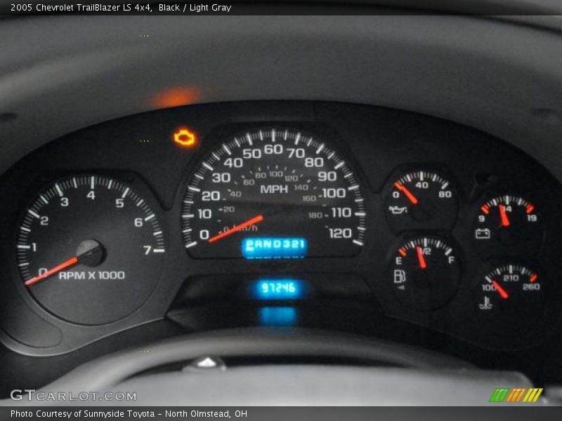 Black / Light Gray 2005 Chevrolet TrailBlazer LS 4x4