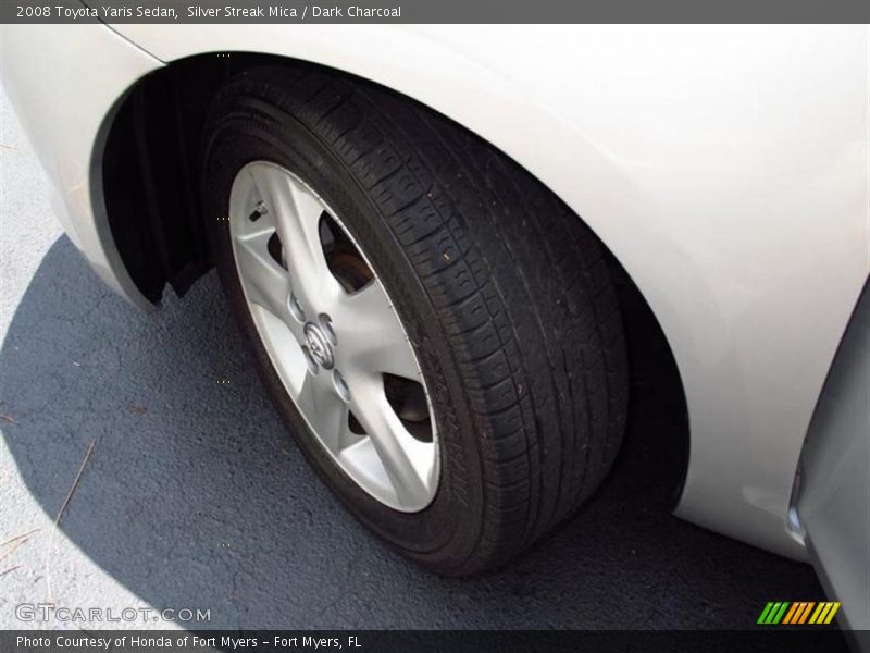 Silver Streak Mica / Dark Charcoal 2008 Toyota Yaris Sedan