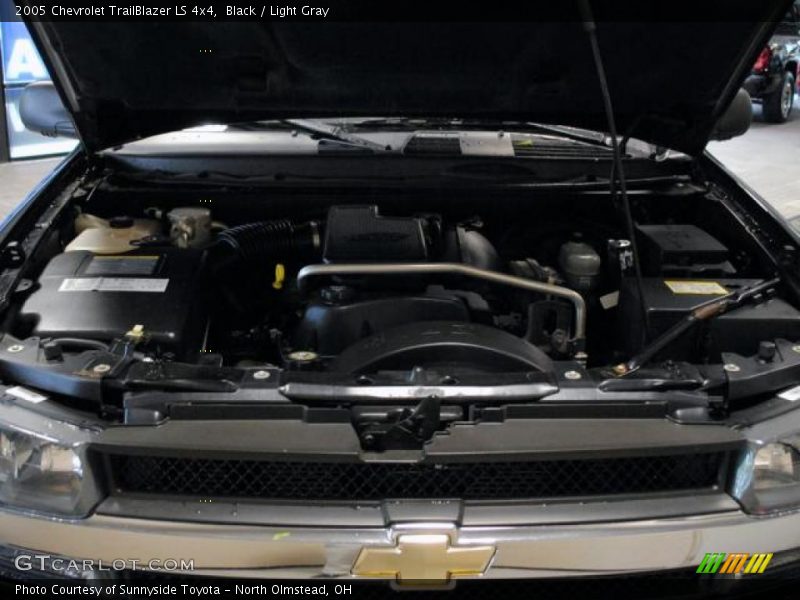 Black / Light Gray 2005 Chevrolet TrailBlazer LS 4x4