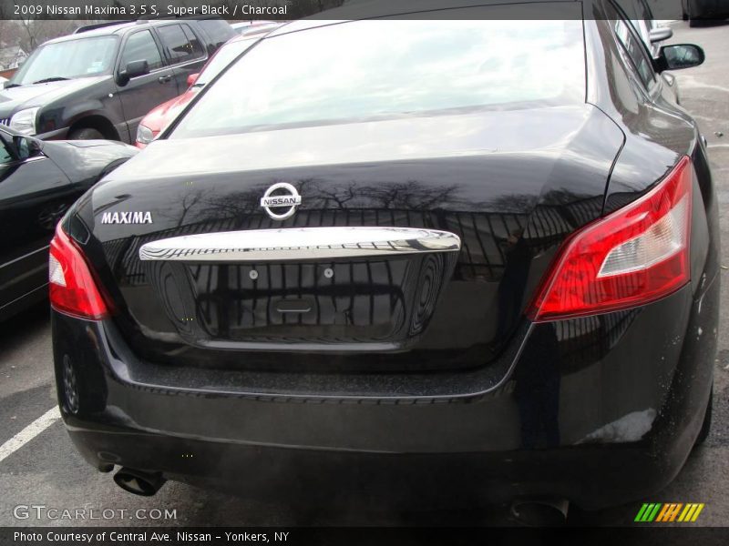 Super Black / Charcoal 2009 Nissan Maxima 3.5 S
