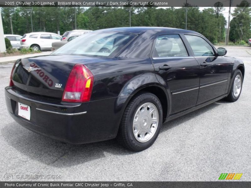 Brilliant Black Crystal Pearl / Dark Slate Gray/Light Graystone 2005 Chrysler 300 Limited