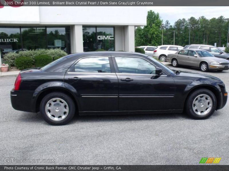 Brilliant Black Crystal Pearl / Dark Slate Gray/Light Graystone 2005 Chrysler 300 Limited