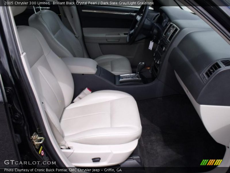 Brilliant Black Crystal Pearl / Dark Slate Gray/Light Graystone 2005 Chrysler 300 Limited