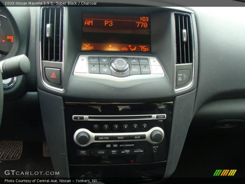 Super Black / Charcoal 2009 Nissan Maxima 3.5 S