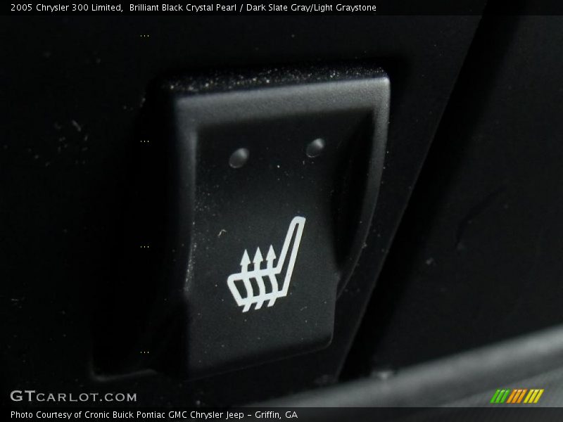 Brilliant Black Crystal Pearl / Dark Slate Gray/Light Graystone 2005 Chrysler 300 Limited