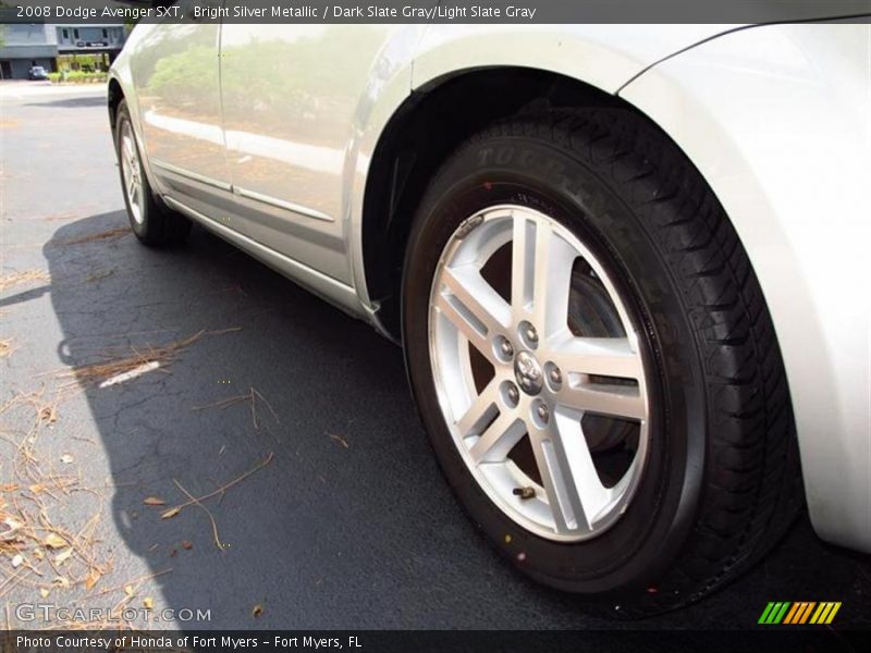 Bright Silver Metallic / Dark Slate Gray/Light Slate Gray 2008 Dodge Avenger SXT