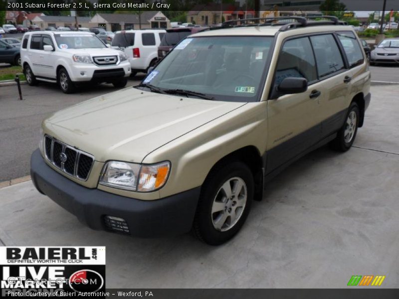 Sierra Gold Metallic / Gray 2001 Subaru Forester 2.5 L