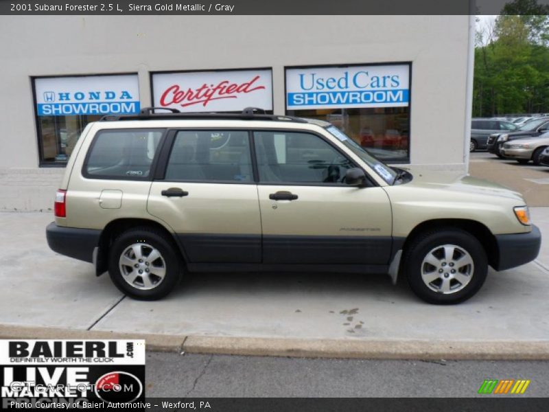 Sierra Gold Metallic / Gray 2001 Subaru Forester 2.5 L