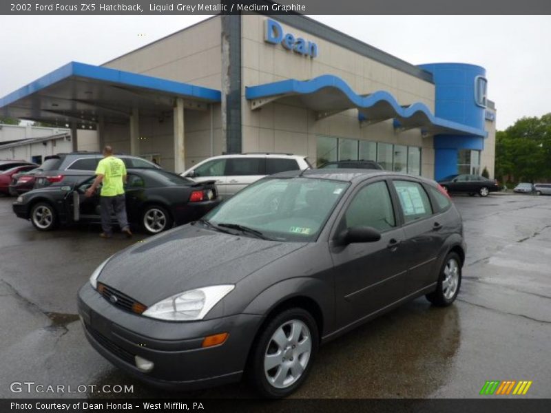 Liquid Grey Metallic / Medium Graphite 2002 Ford Focus ZX5 Hatchback