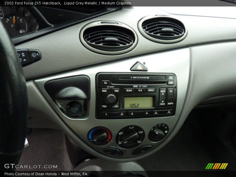 Controls of 2002 Focus ZX5 Hatchback