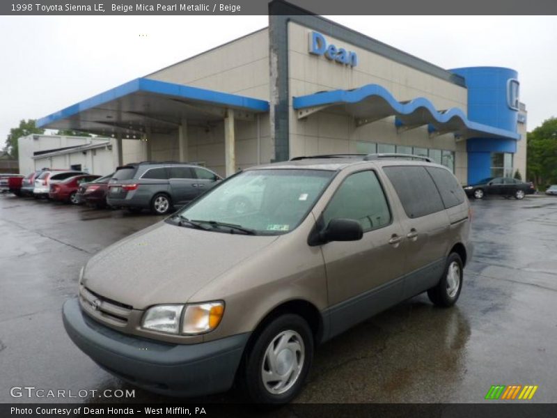 Beige Mica Pearl Metallic / Beige 1998 Toyota Sienna LE