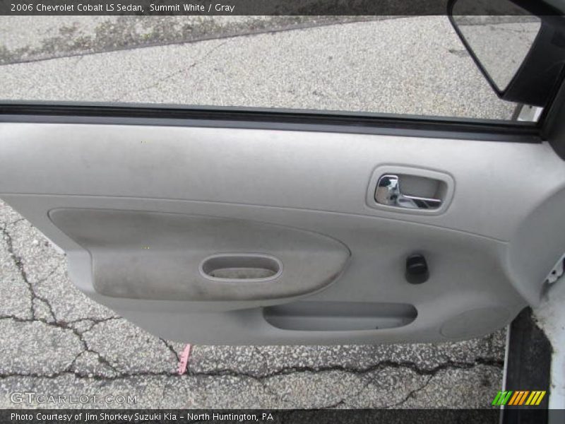Summit White / Gray 2006 Chevrolet Cobalt LS Sedan