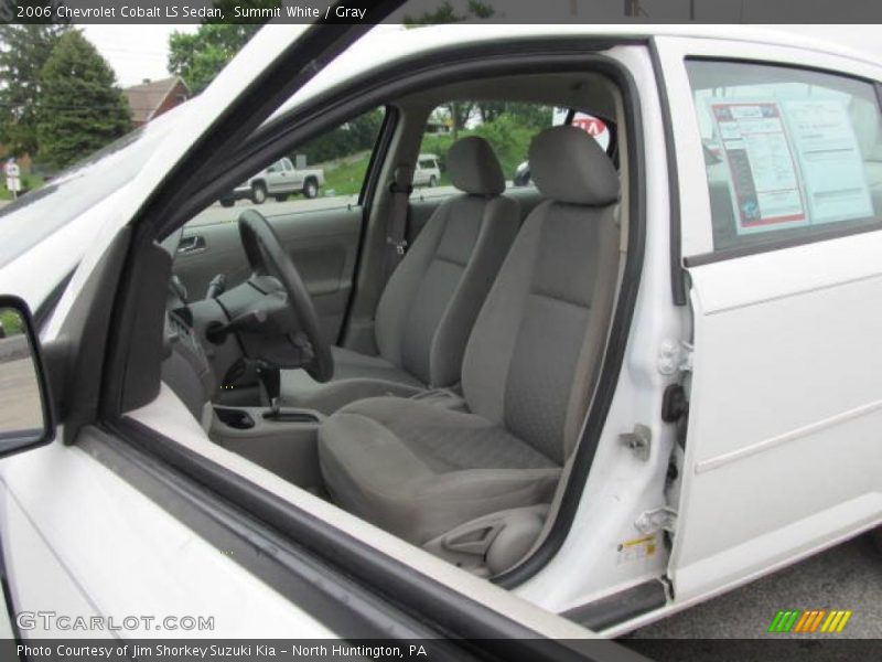 Summit White / Gray 2006 Chevrolet Cobalt LS Sedan