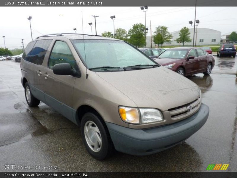 Beige Mica Pearl Metallic / Beige 1998 Toyota Sienna LE