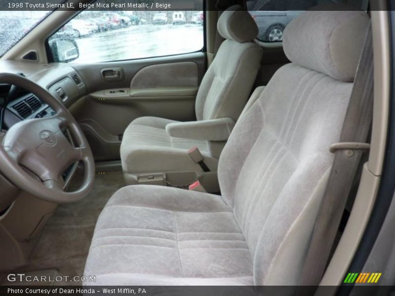 Beige Mica Pearl Metallic / Beige 1998 Toyota Sienna LE