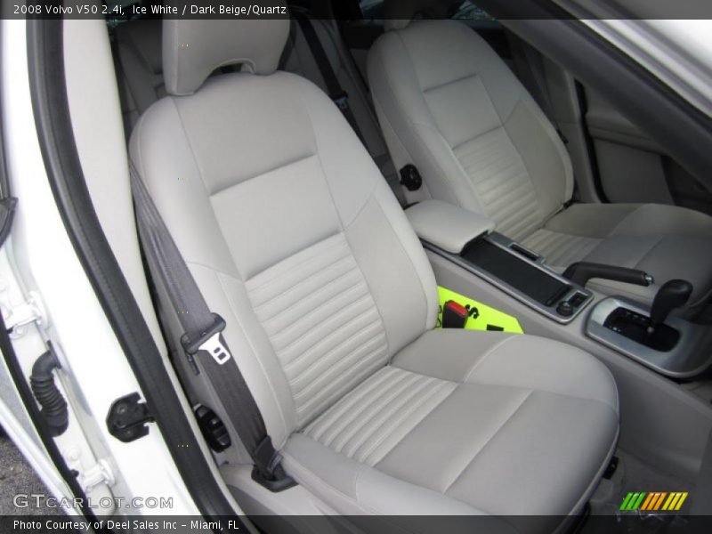 Ice White / Dark Beige/Quartz 2008 Volvo V50 2.4i