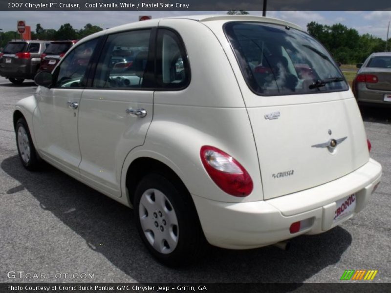 Cool Vanilla White / Pastel Slate Gray 2007 Chrysler PT Cruiser