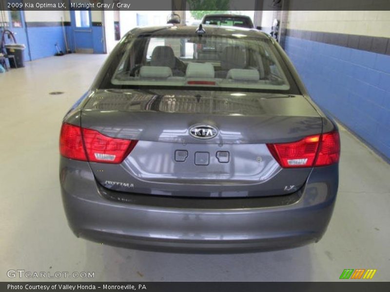 Midnight Gray / Gray 2009 Kia Optima LX
