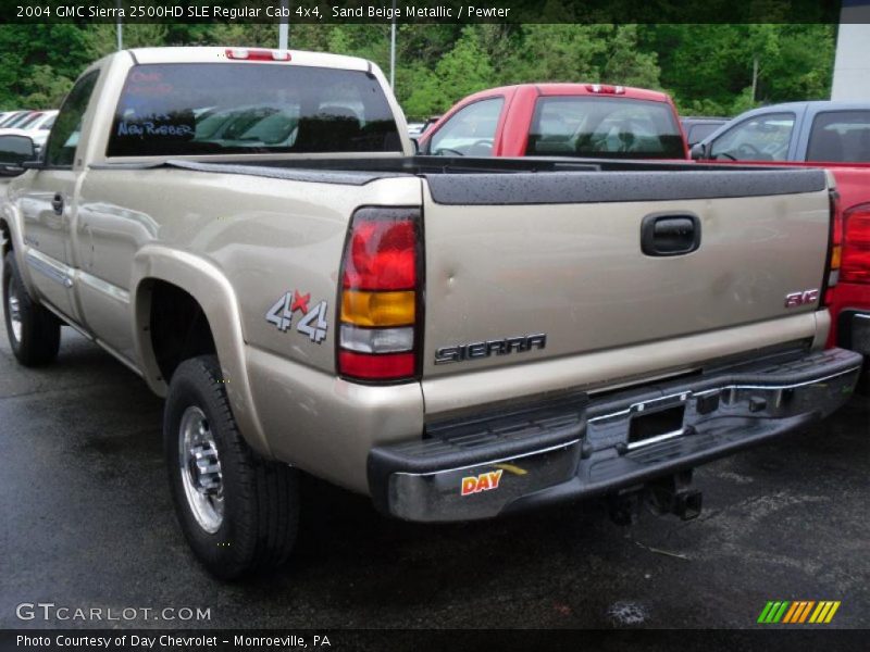 Sand Beige Metallic / Pewter 2004 GMC Sierra 2500HD SLE Regular Cab 4x4