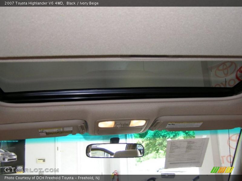 Black / Ivory Beige 2007 Toyota Highlander V6 4WD