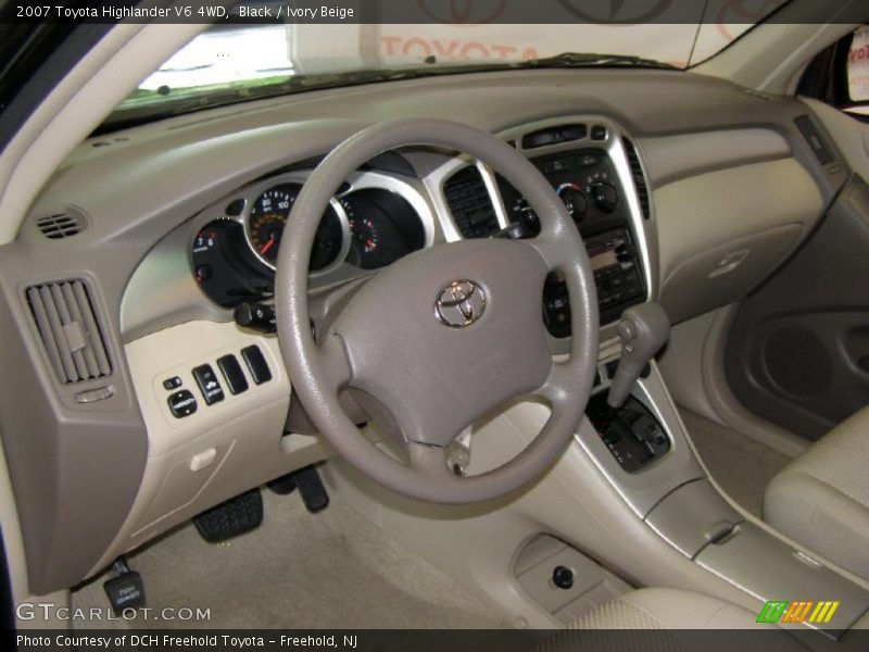 Black / Ivory Beige 2007 Toyota Highlander V6 4WD