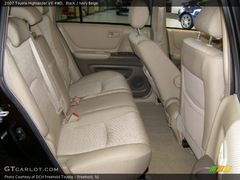 Black / Ivory Beige 2007 Toyota Highlander V6 4WD