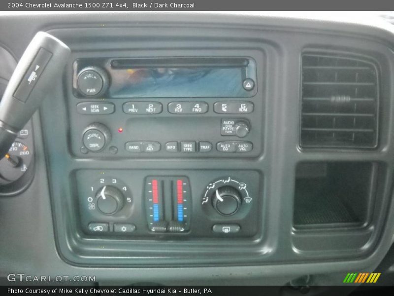 Black / Dark Charcoal 2004 Chevrolet Avalanche 1500 Z71 4x4